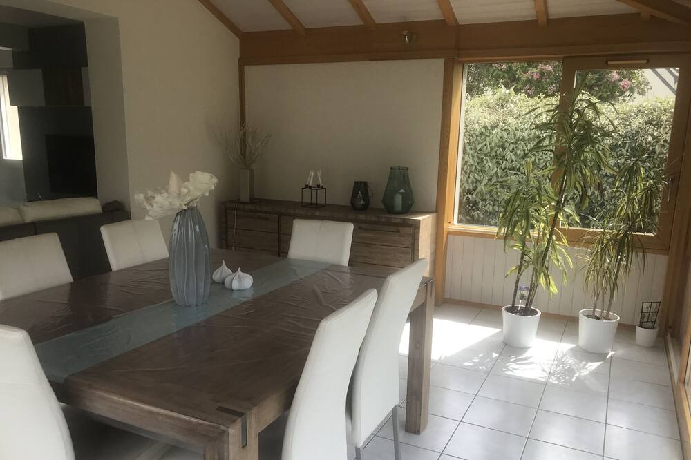 Photo of Kitchen in Carquefou