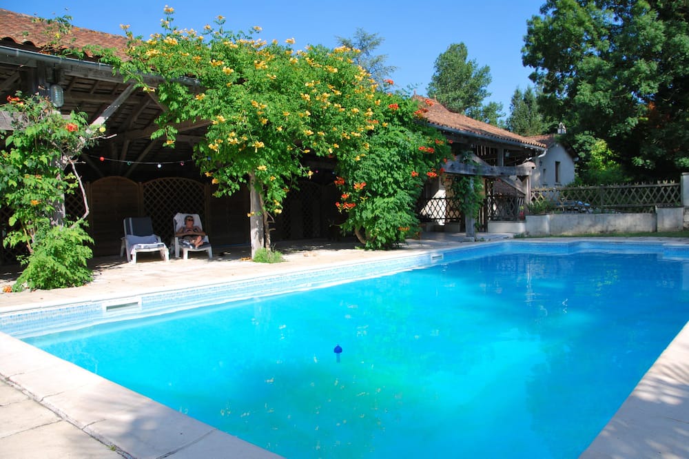 Photo of Outdoor in Saint-Martin-de-Riberac