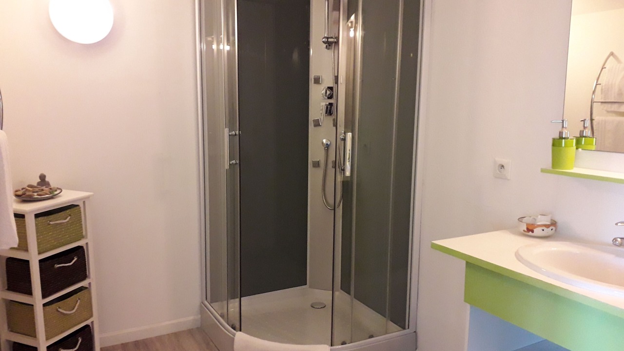 Photo of Bathroom in Corpe