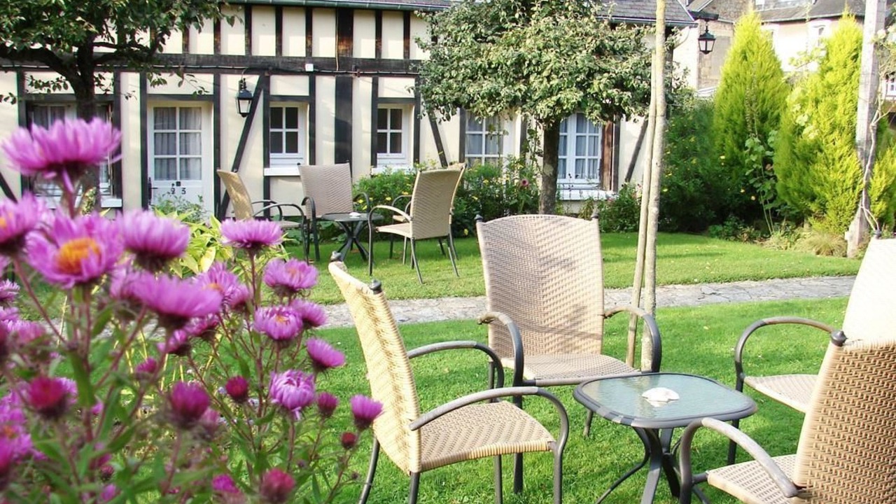 Photo of Others in Avranches