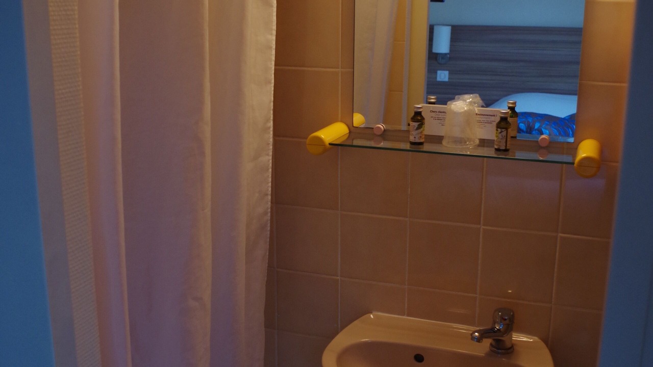 Photo of Bathroom in Savenay