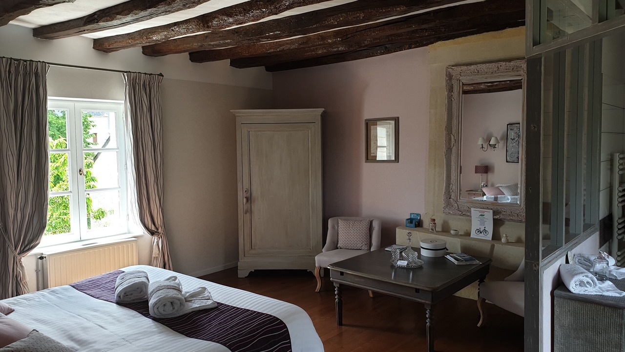 Photo of Bathroom in Savigny-en-Veron