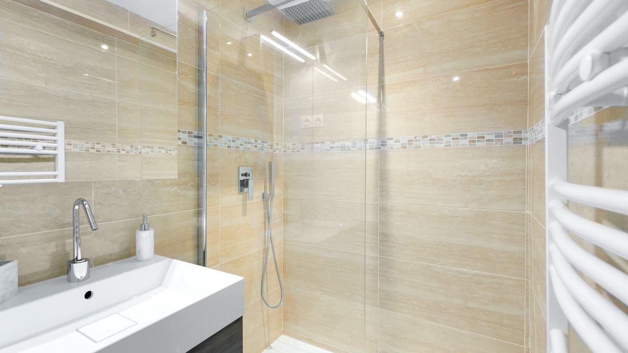 Photo of Bathroom in Gambetta