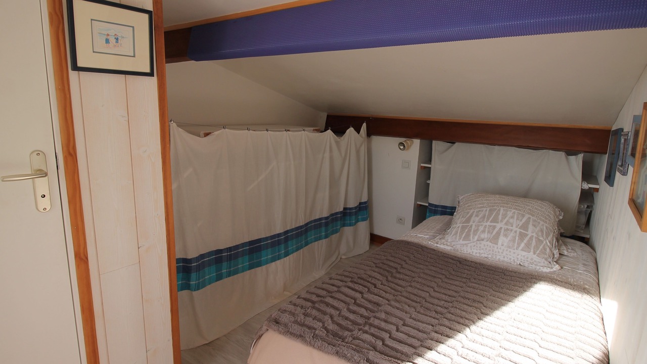 Photo of Bedroom in Bernieres-sur-Mer