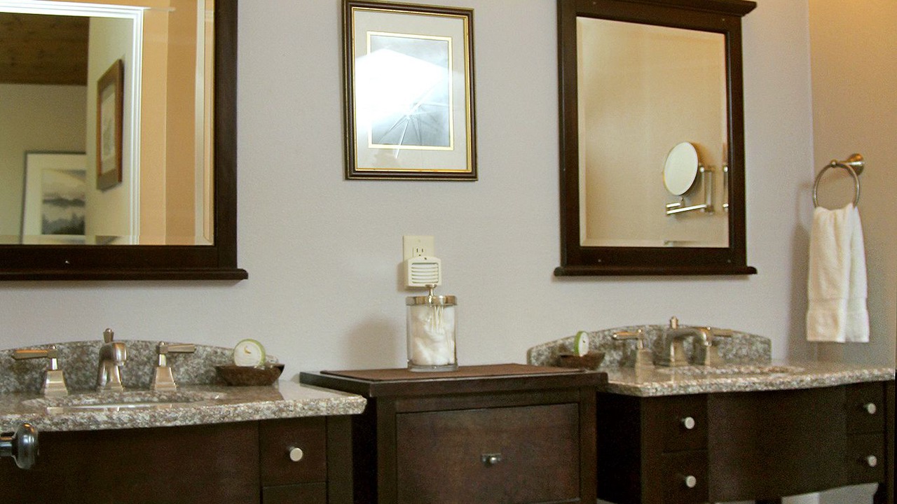 Photo of Bathroom in Willow Creek