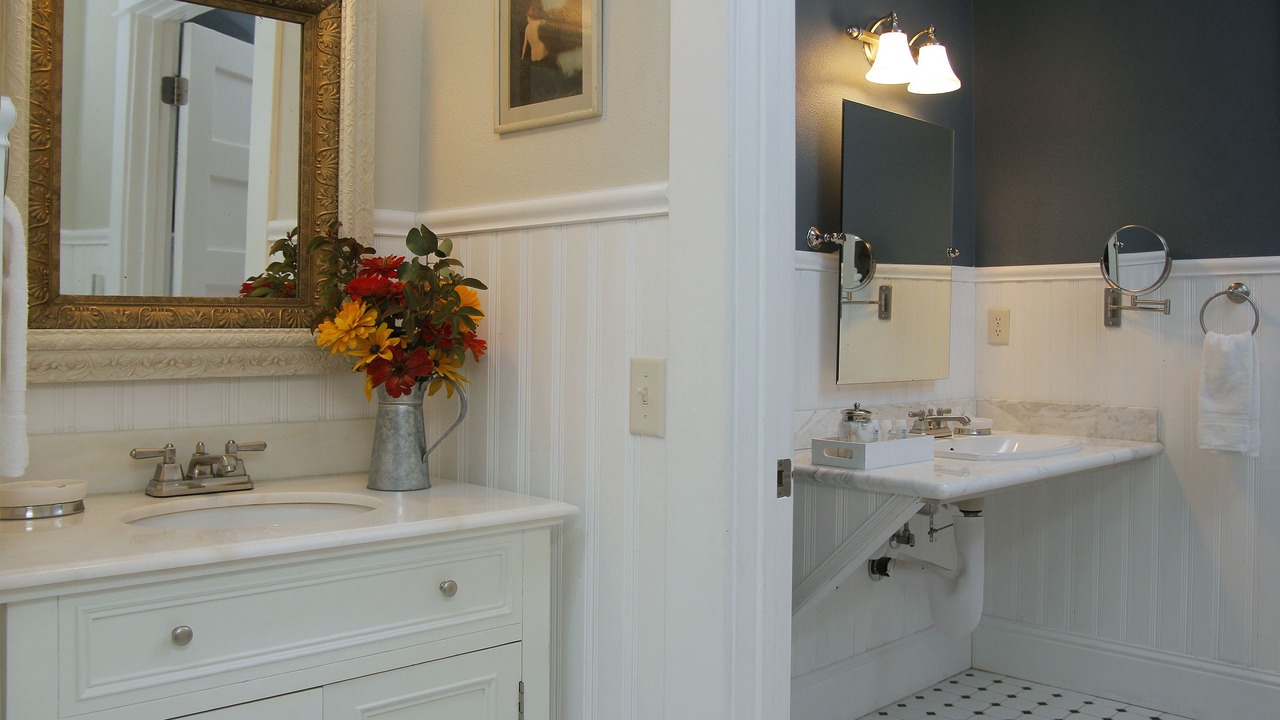 Photo of Bathroom in Willow Creek