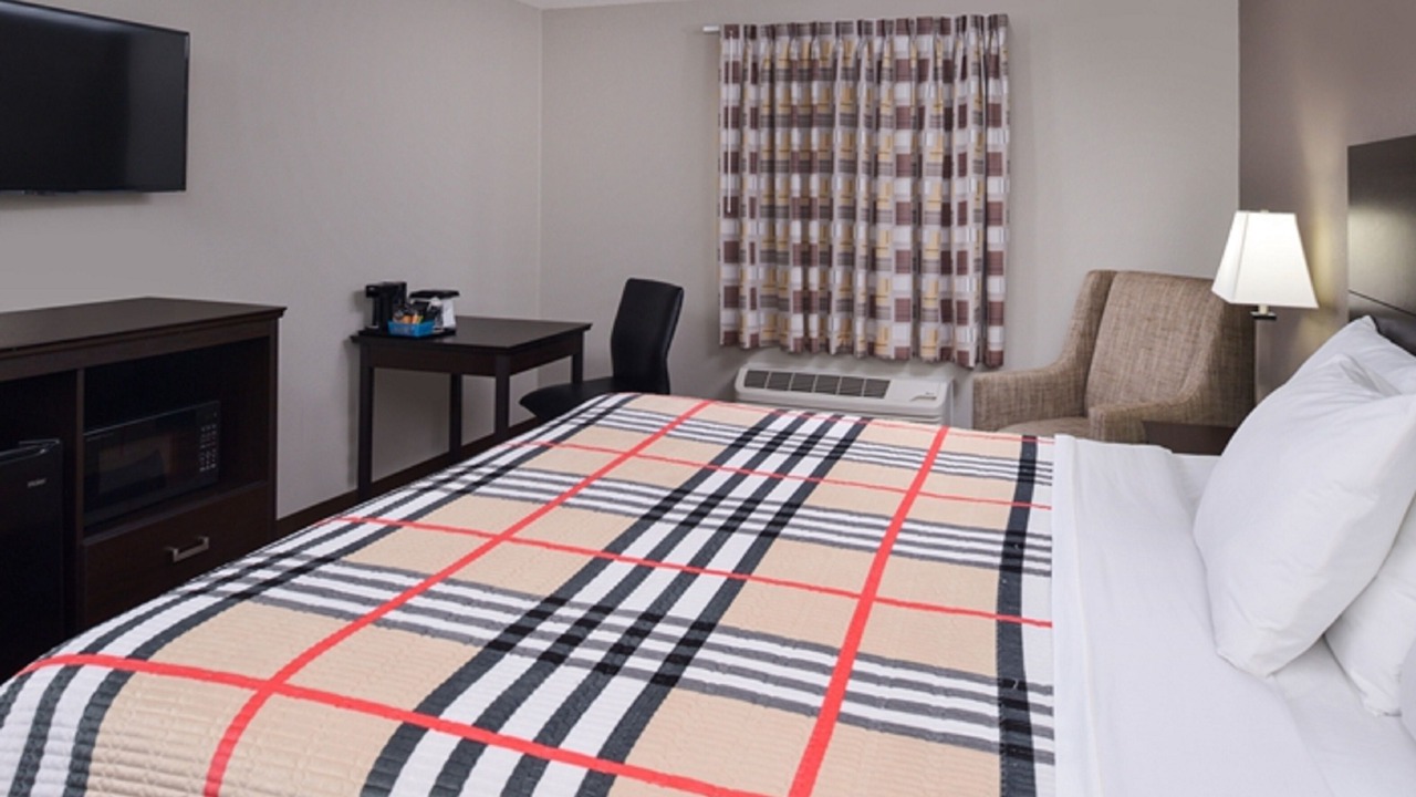 Photo of Bedroom in Monroe City