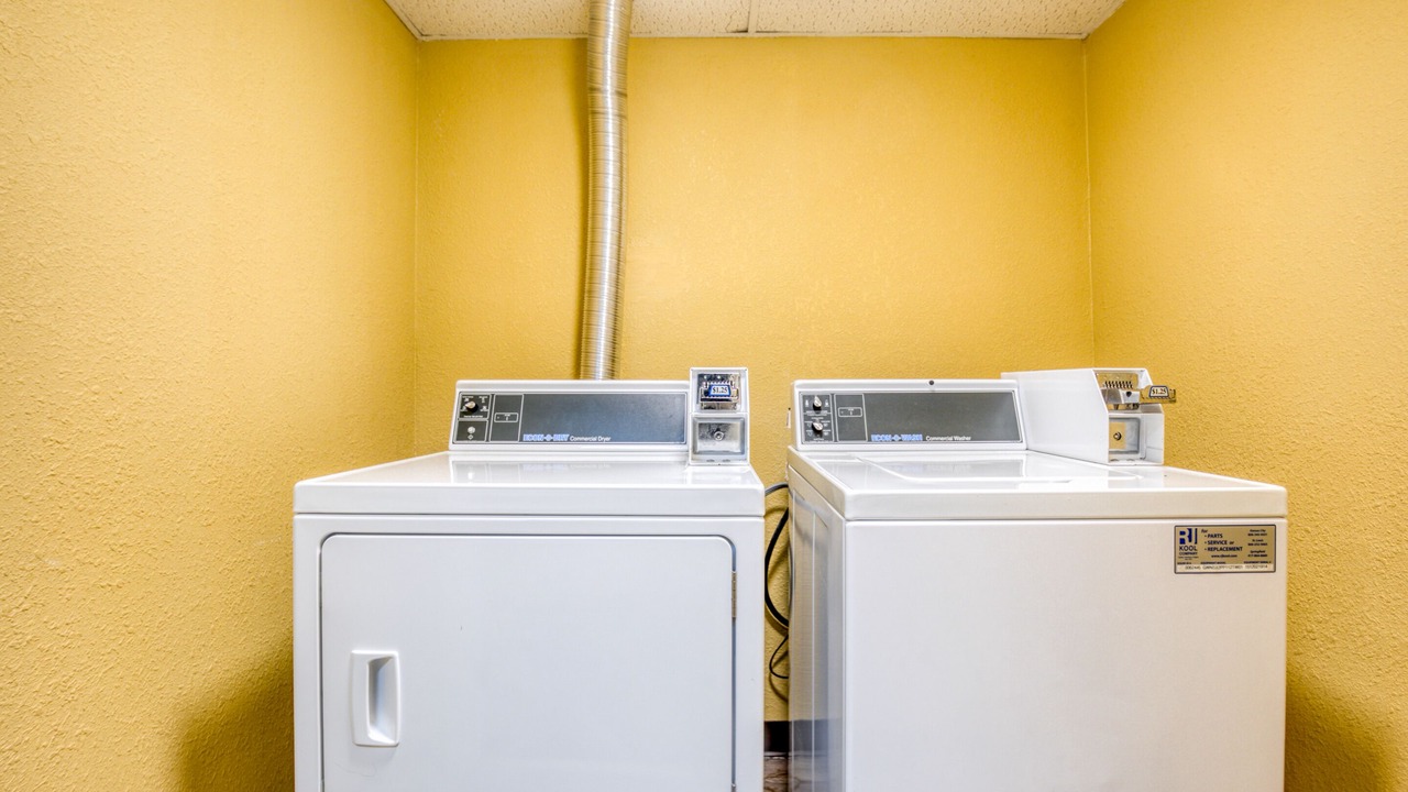 Photo of Bedroom in Monroe City