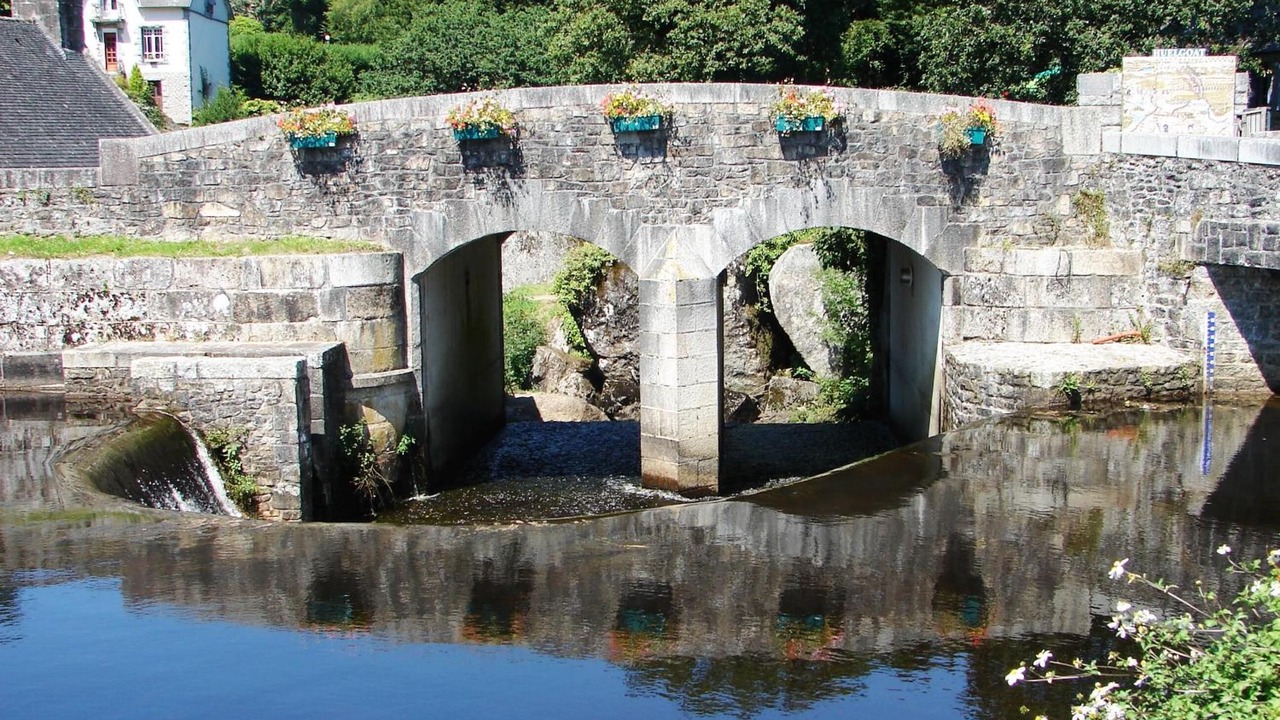 Photo of Others in Huelgoat