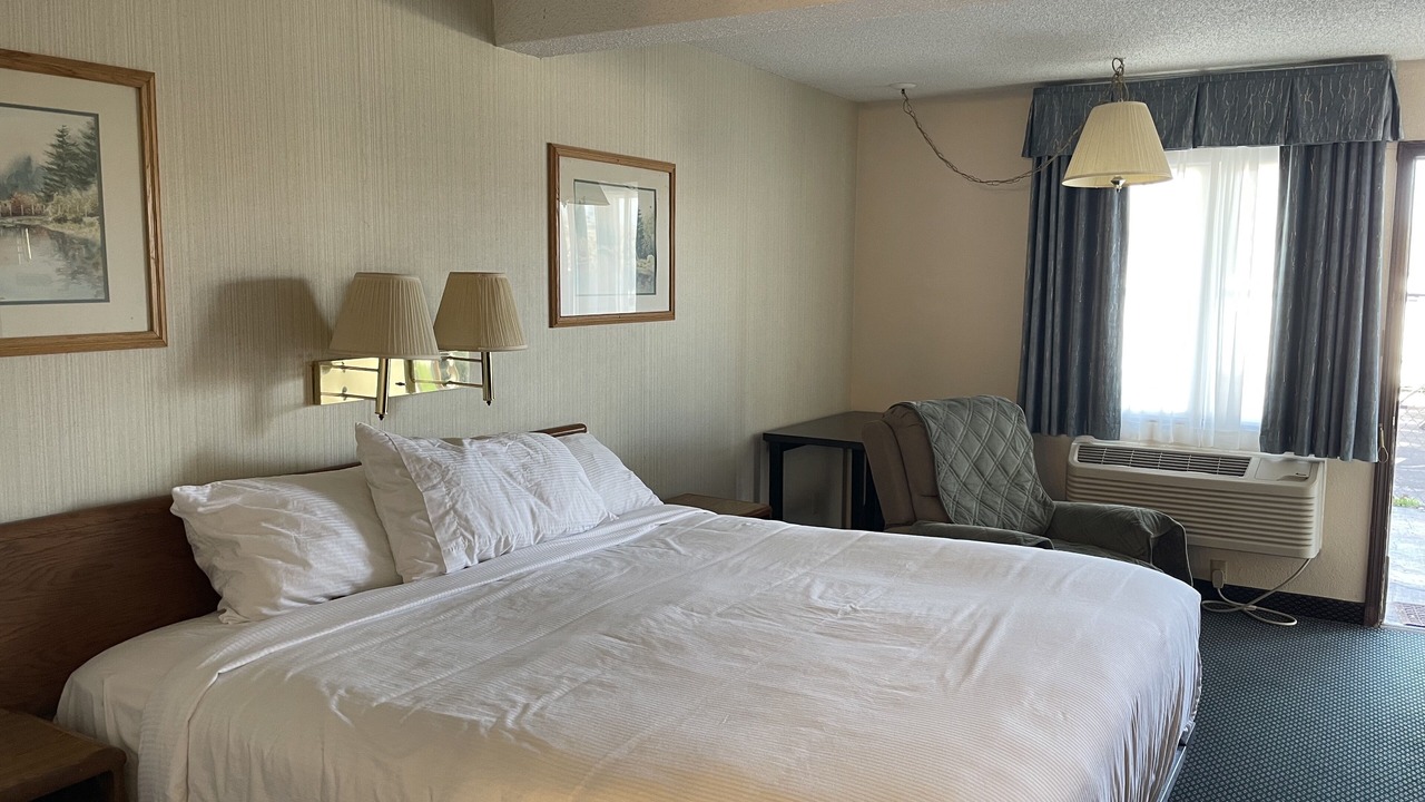Photo of Bedroom in Osawatomie