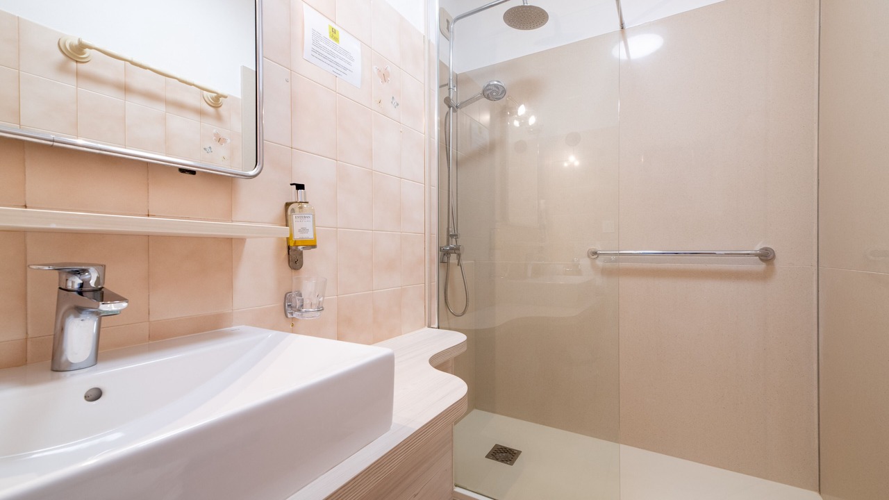 Photo of Bathroom in Montfort-en-Chalosse