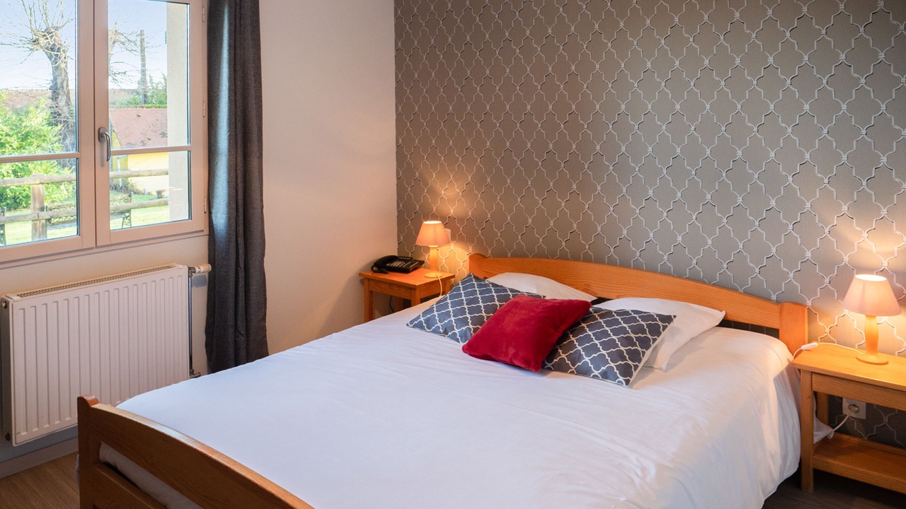 Photo of Bedroom in Vicheres