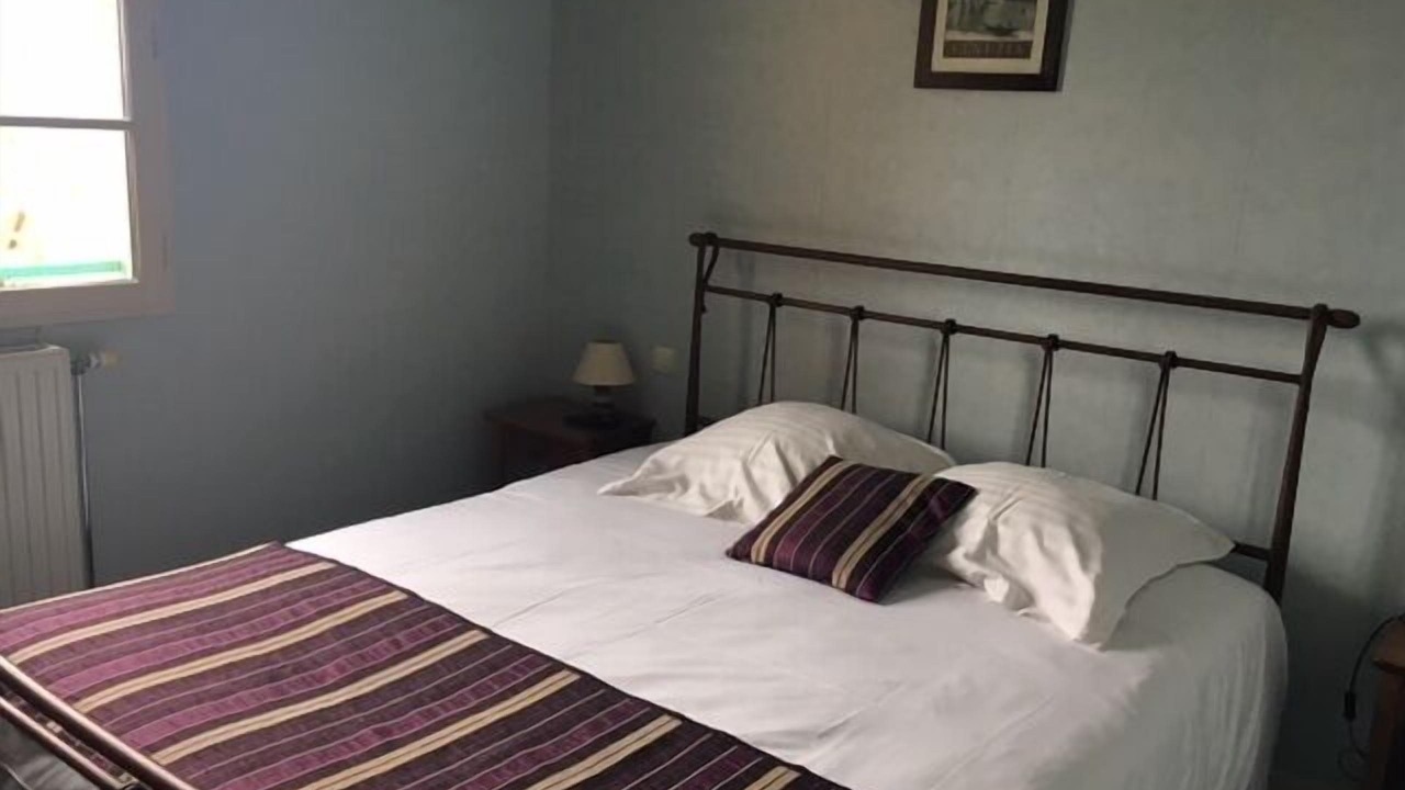 Photo of Bedroom in Vicheres