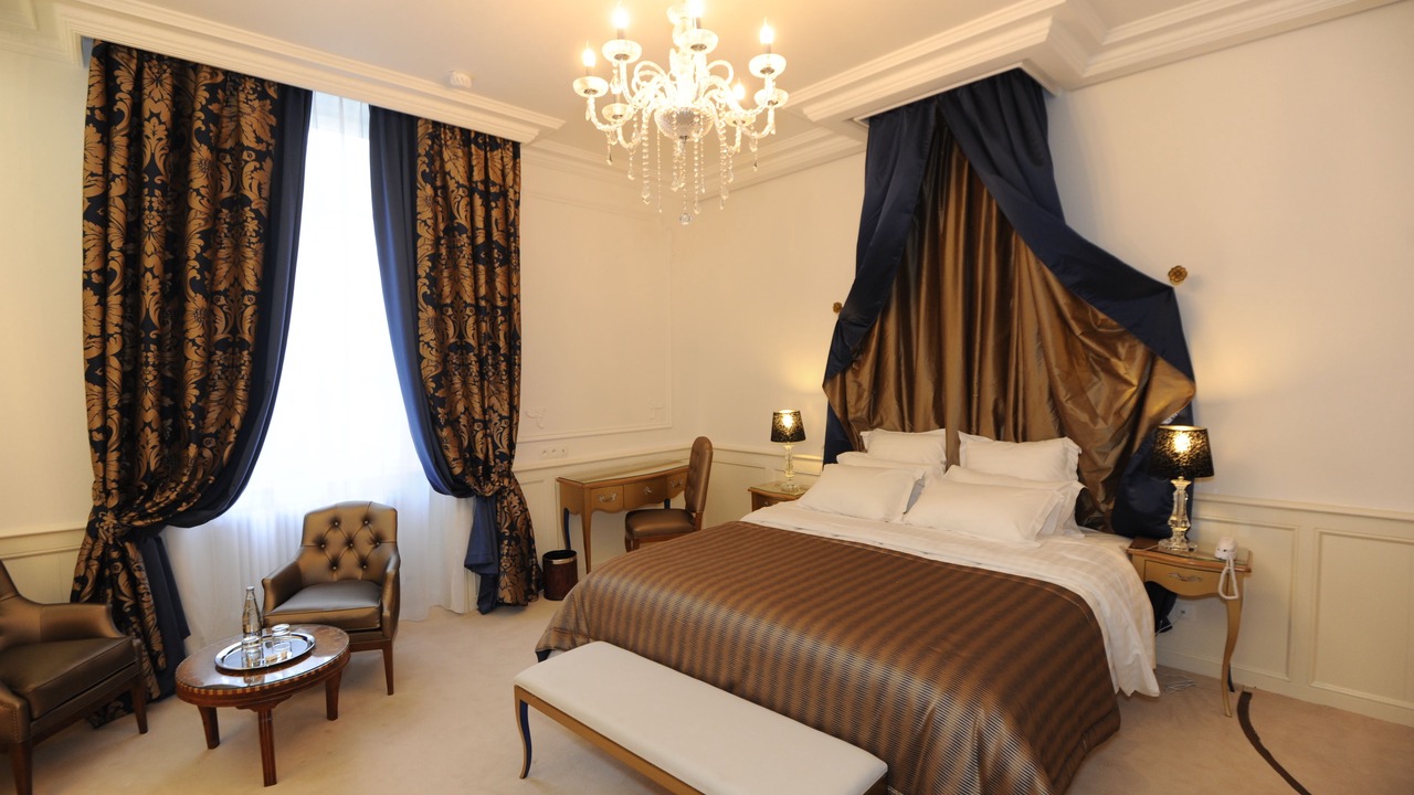 Photo of Bedroom in Pontorson