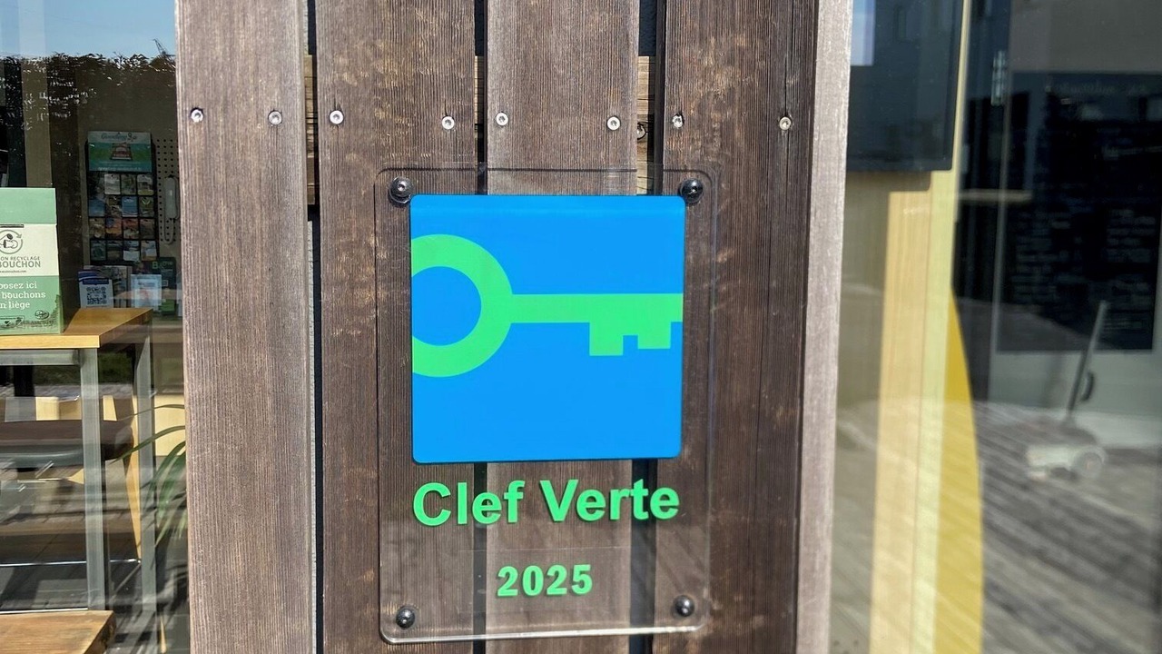 Photo of Outdoor in Tresses