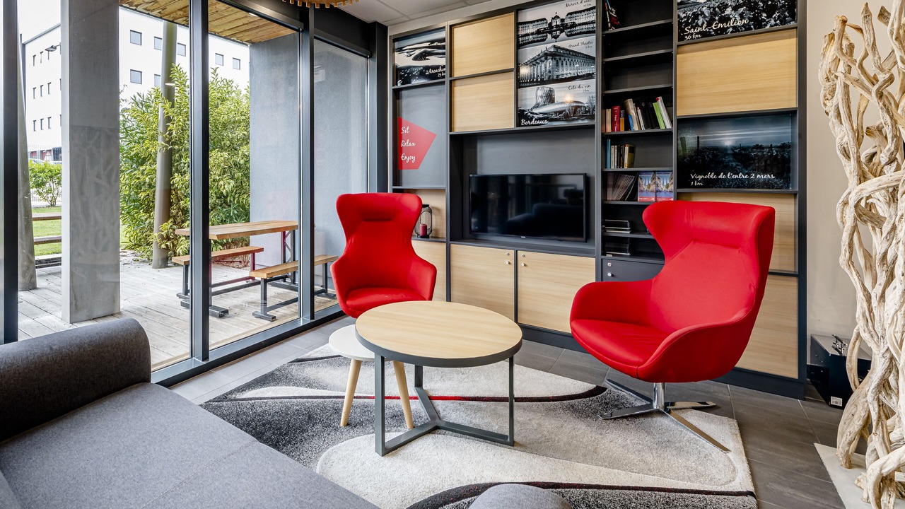 Photo of Others in Tresses