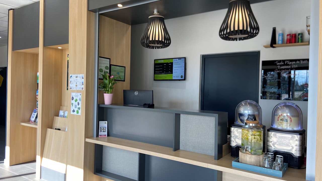 Photo of Others in Tresses