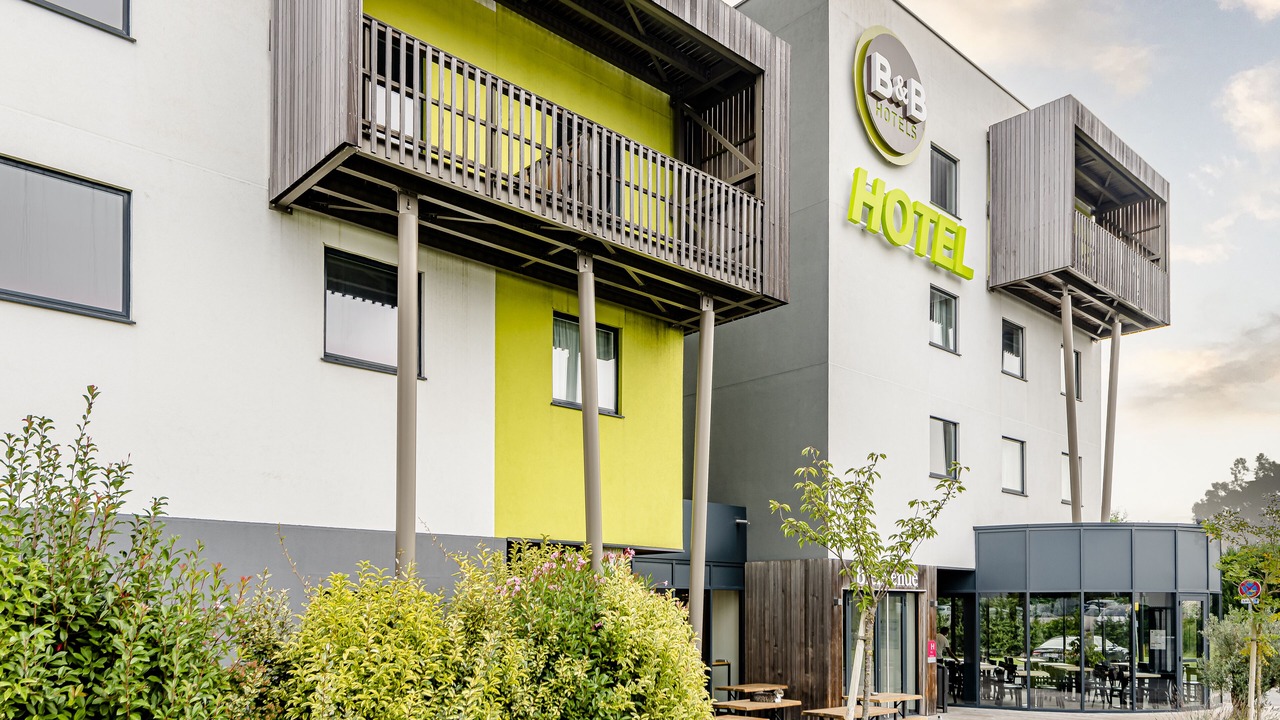 Photo of Outdoor in Tresses