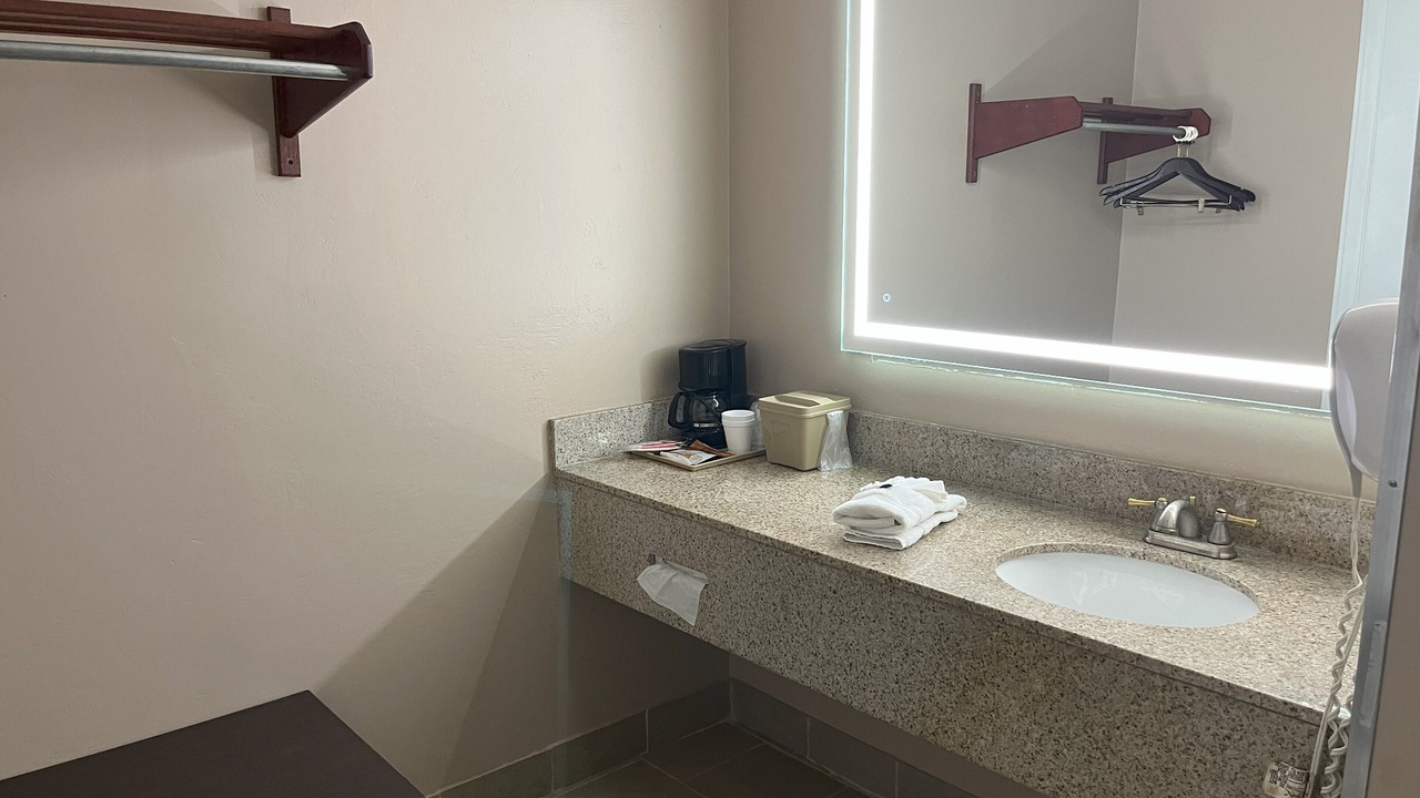 Photo of Bathroom in Parsons
