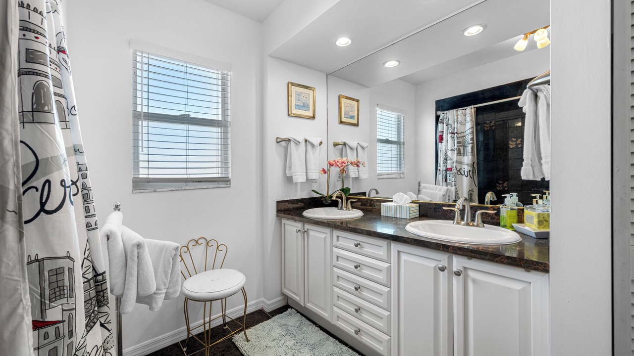 Photo of Bathroom in Sunset Reef