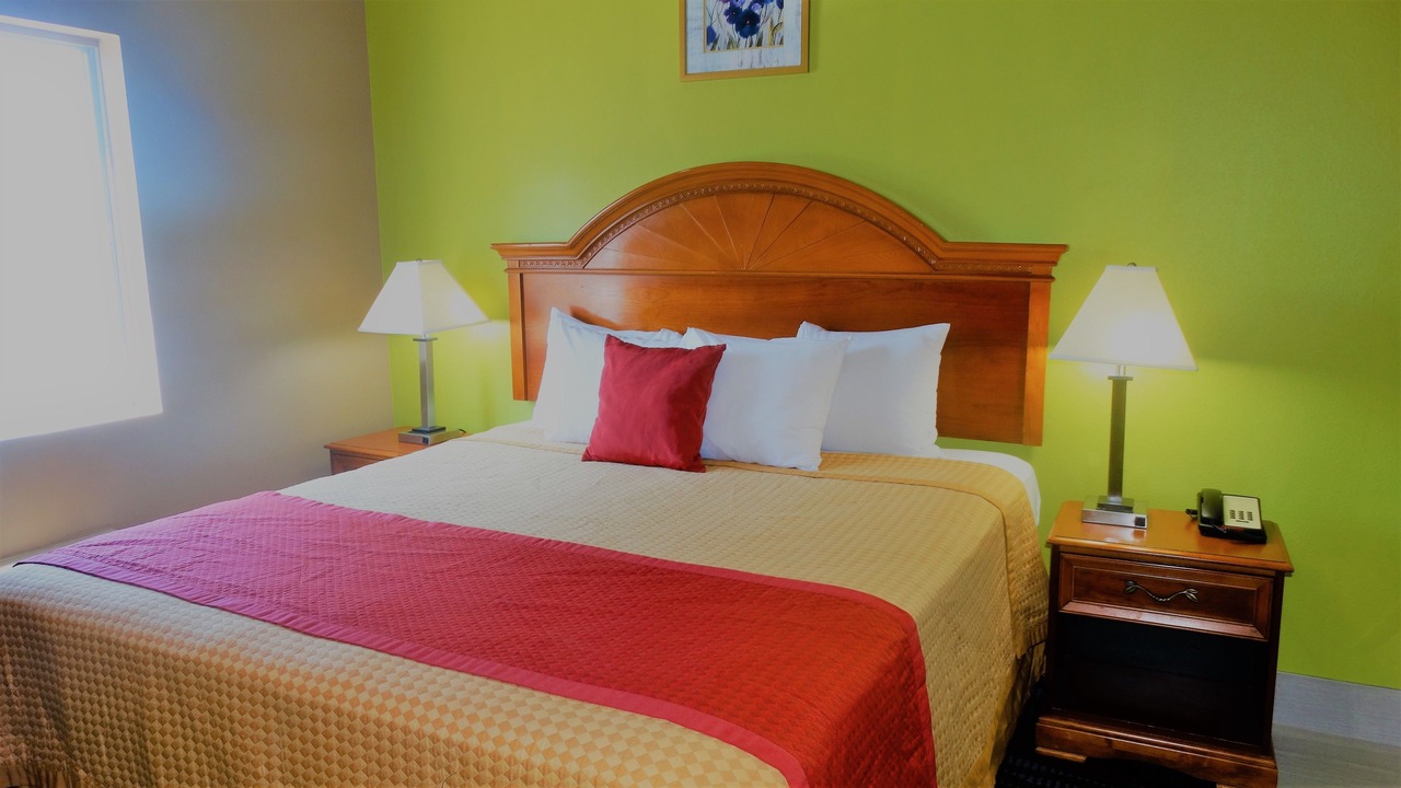Photo of Bedroom in Claxton