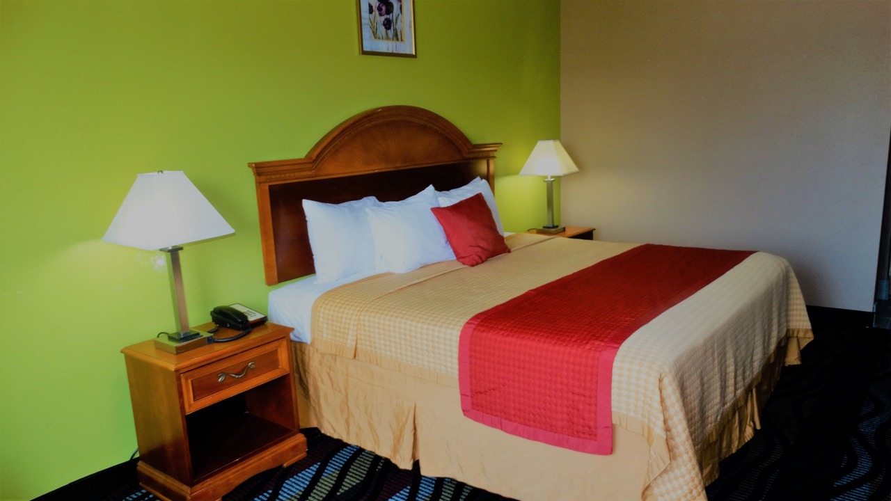 Photo of Bedroom in Claxton
