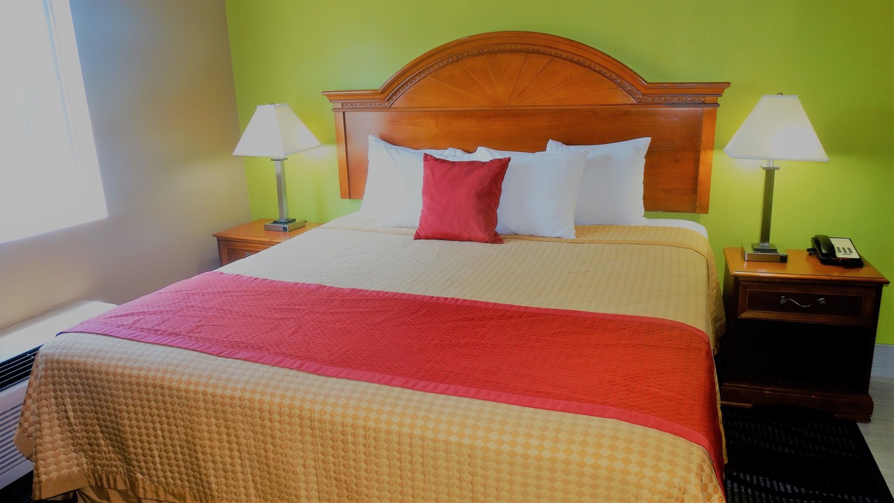 Photo of Bedroom in Claxton