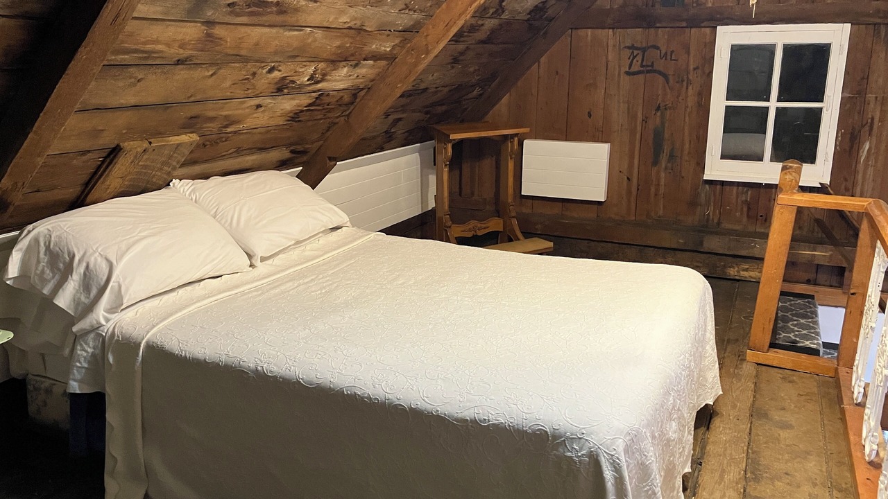 Photo of Bedroom in Saint-Antoine-de-l'Isle-aux-Grues