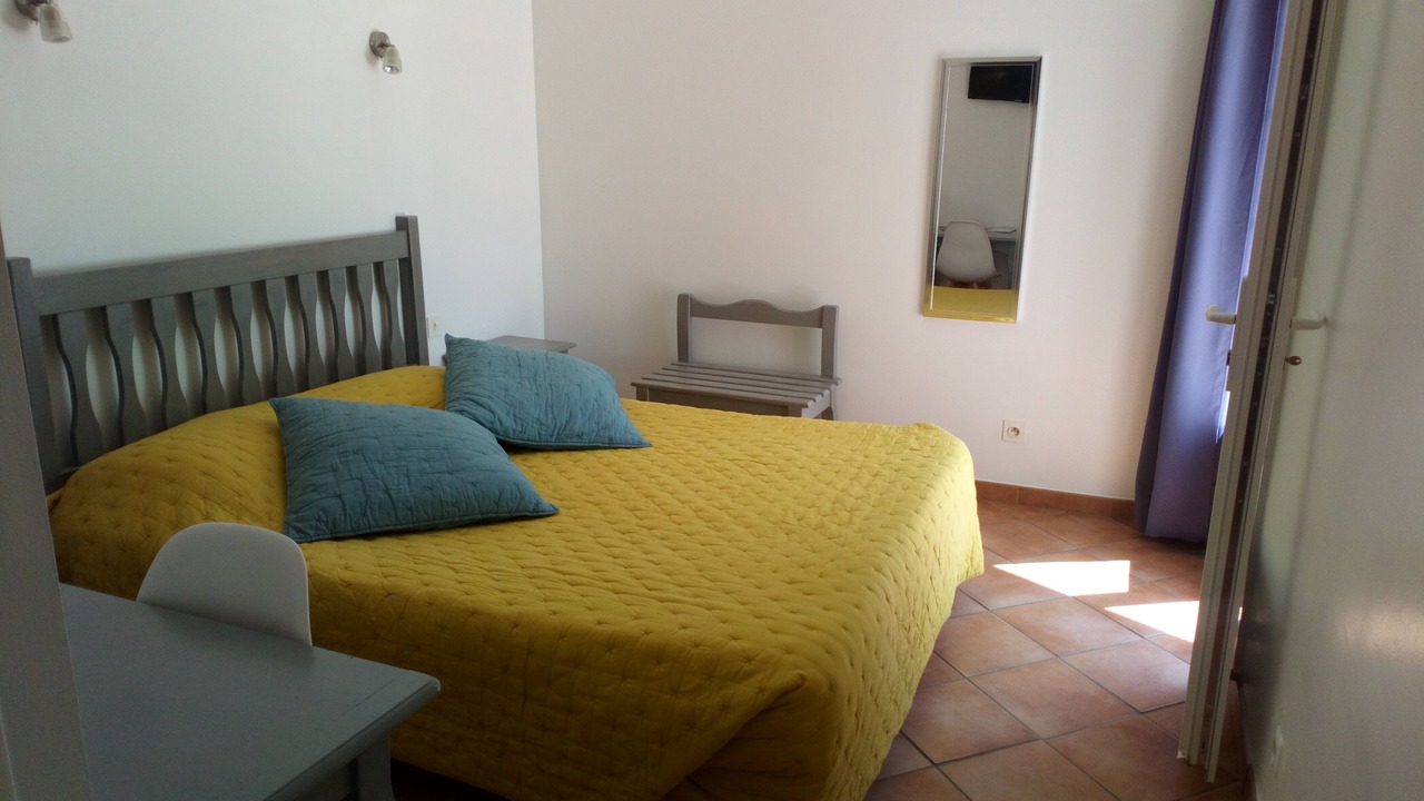 Photo of Bedroom in Saintes-Maries-de-la-Mer