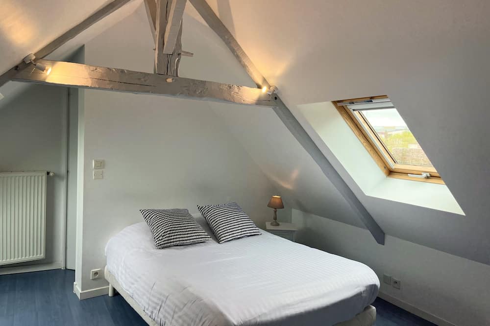 Photo of Bathroom in La Guymauviere-La Hulotais-La Bourelais