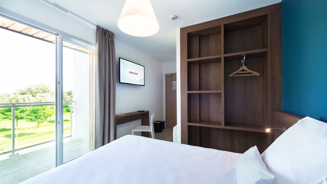 Photo of Bedroom in Saint-Nazaire