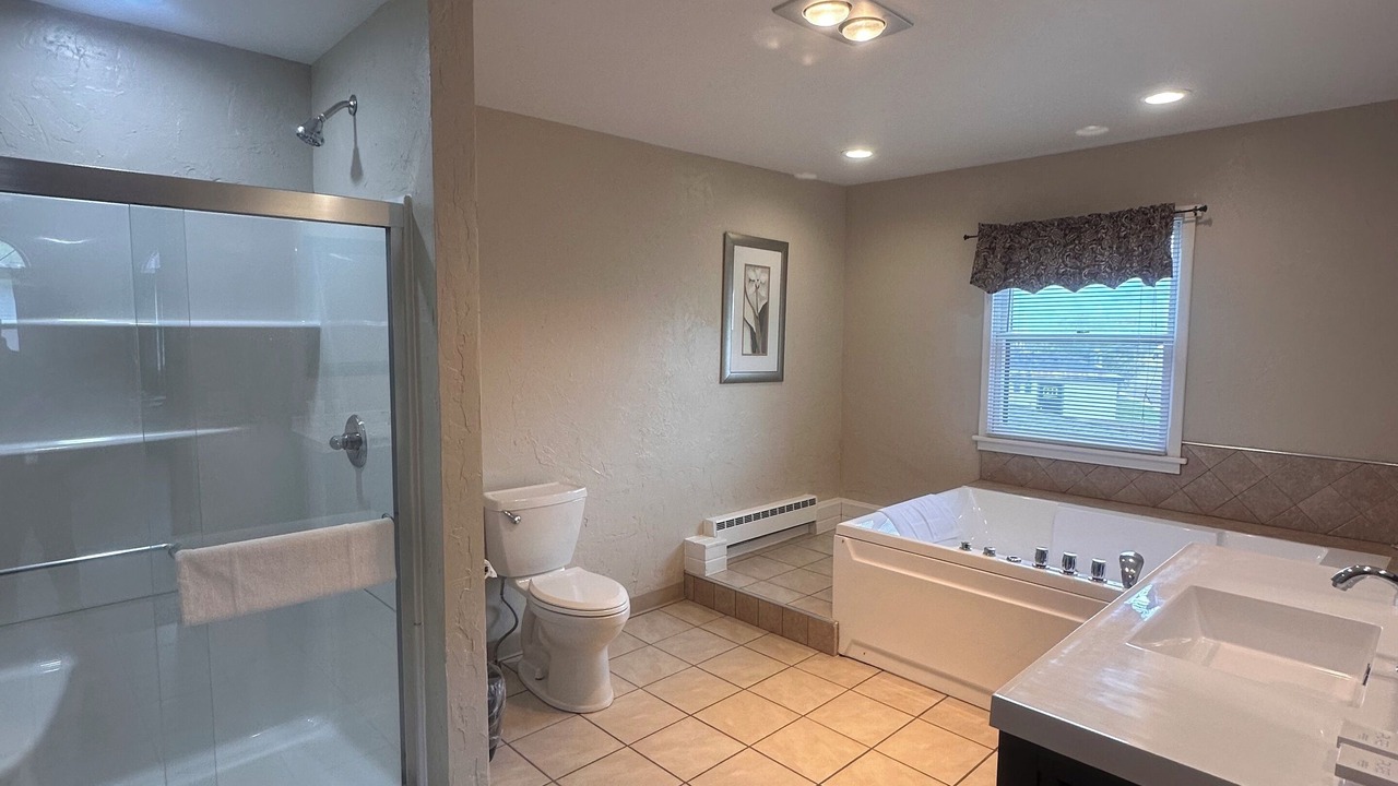 Photo of Bathroom in Munising