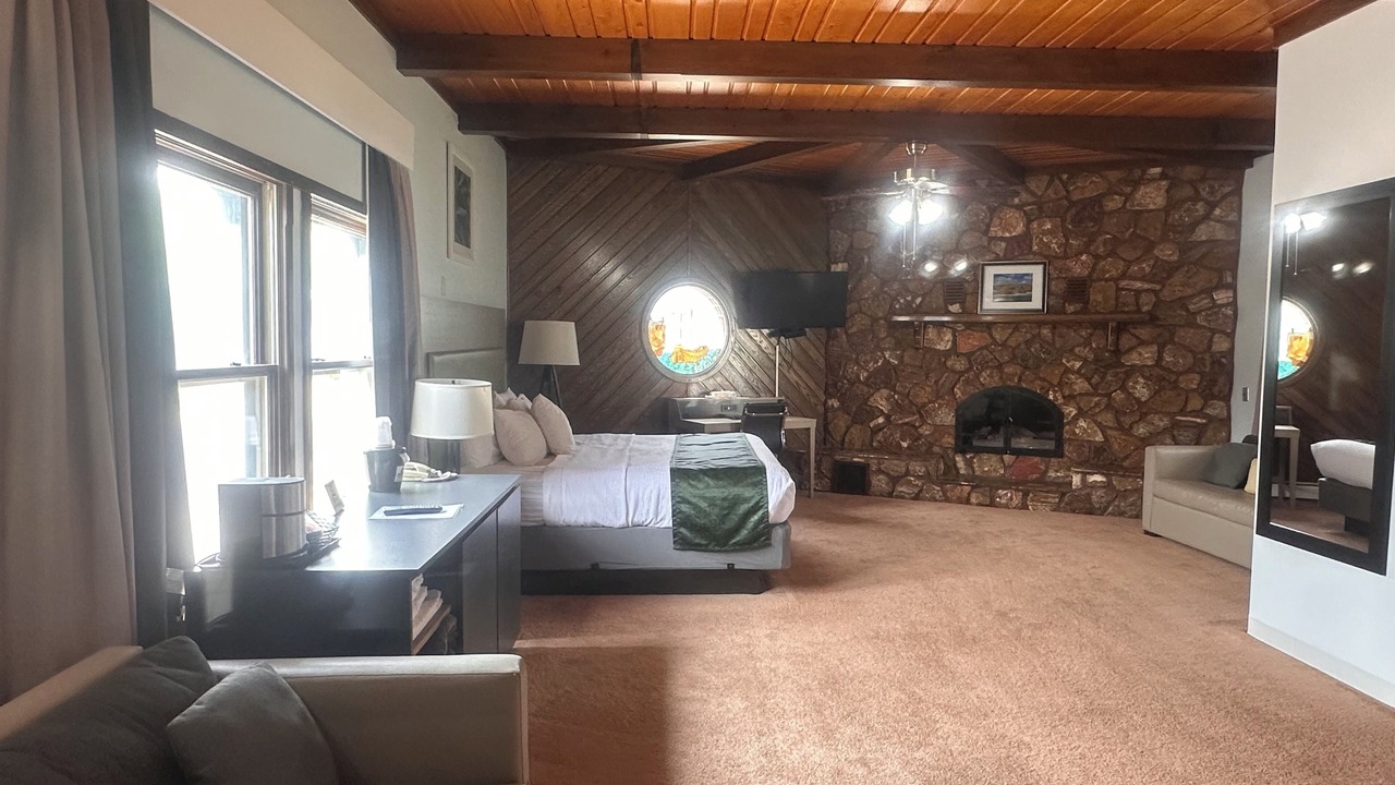 Photo of Livingroom in Munising