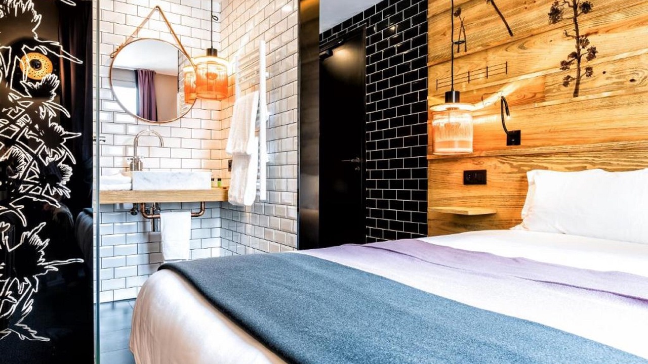 Photo of Bedroom in 19th Arrondissement