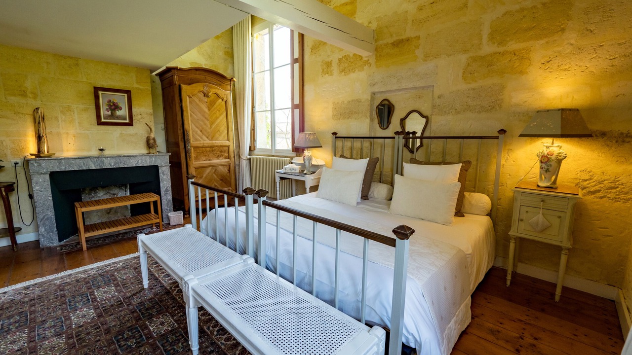 Photo of Bedroom in Fronsac