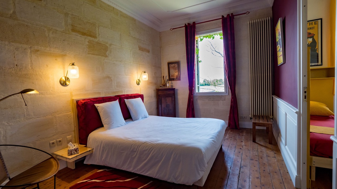Photo of Bedroom in Fronsac