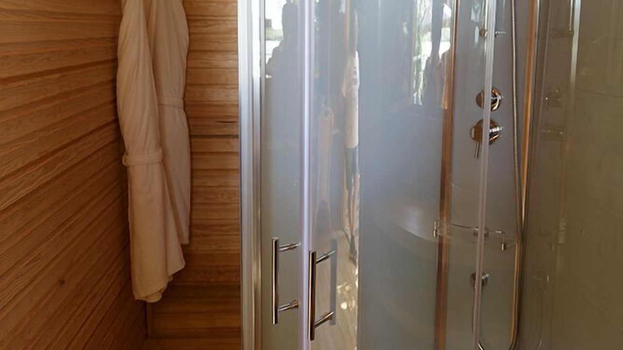 Photo of Bathroom in Fronsac