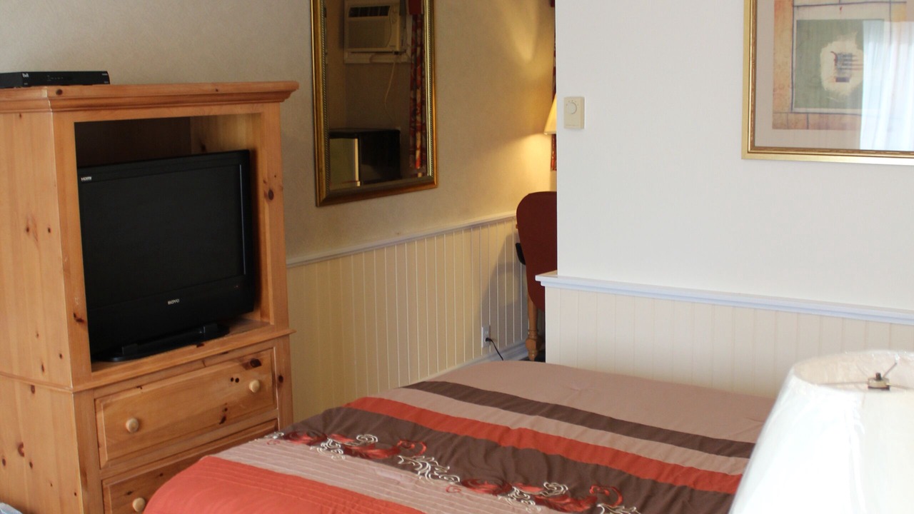 Photo of Bedroom in Port Carling