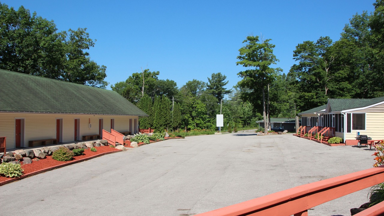 Photo of Others in Port Carling