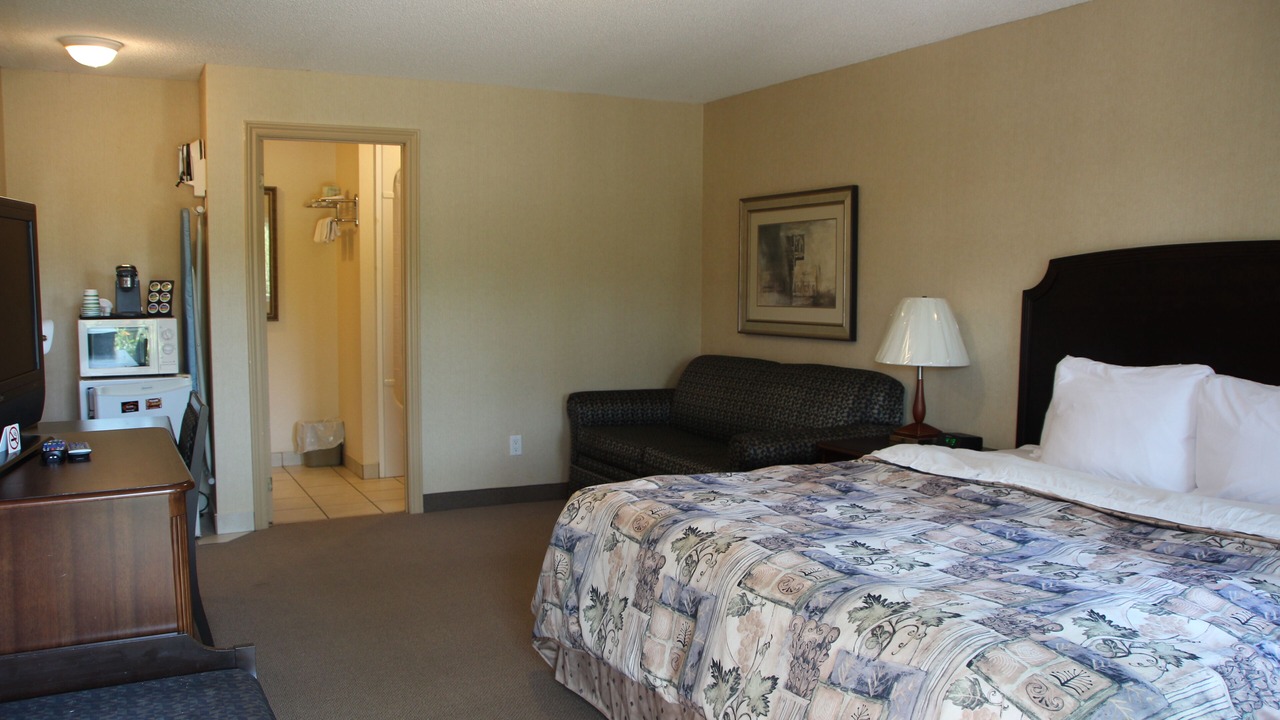 Photo of Bedroom in Port Carling