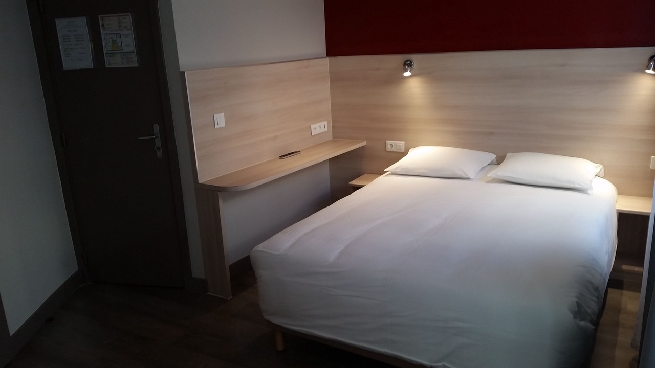 Photo of Bedroom in Hopital Saint-Louis
