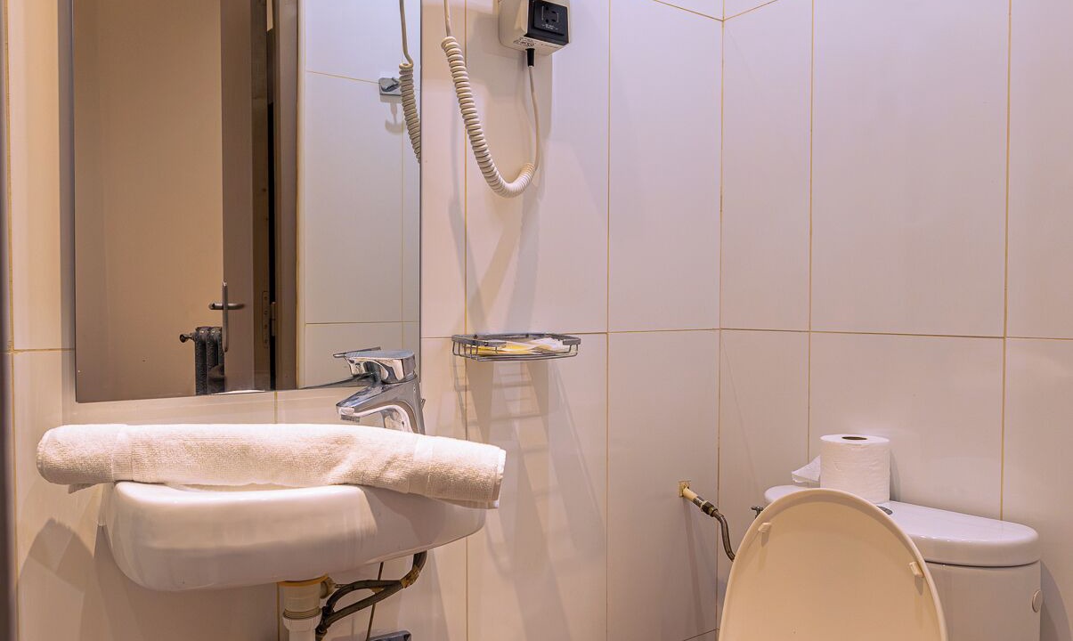 Photo of Bathroom in Hopital Saint-Louis
