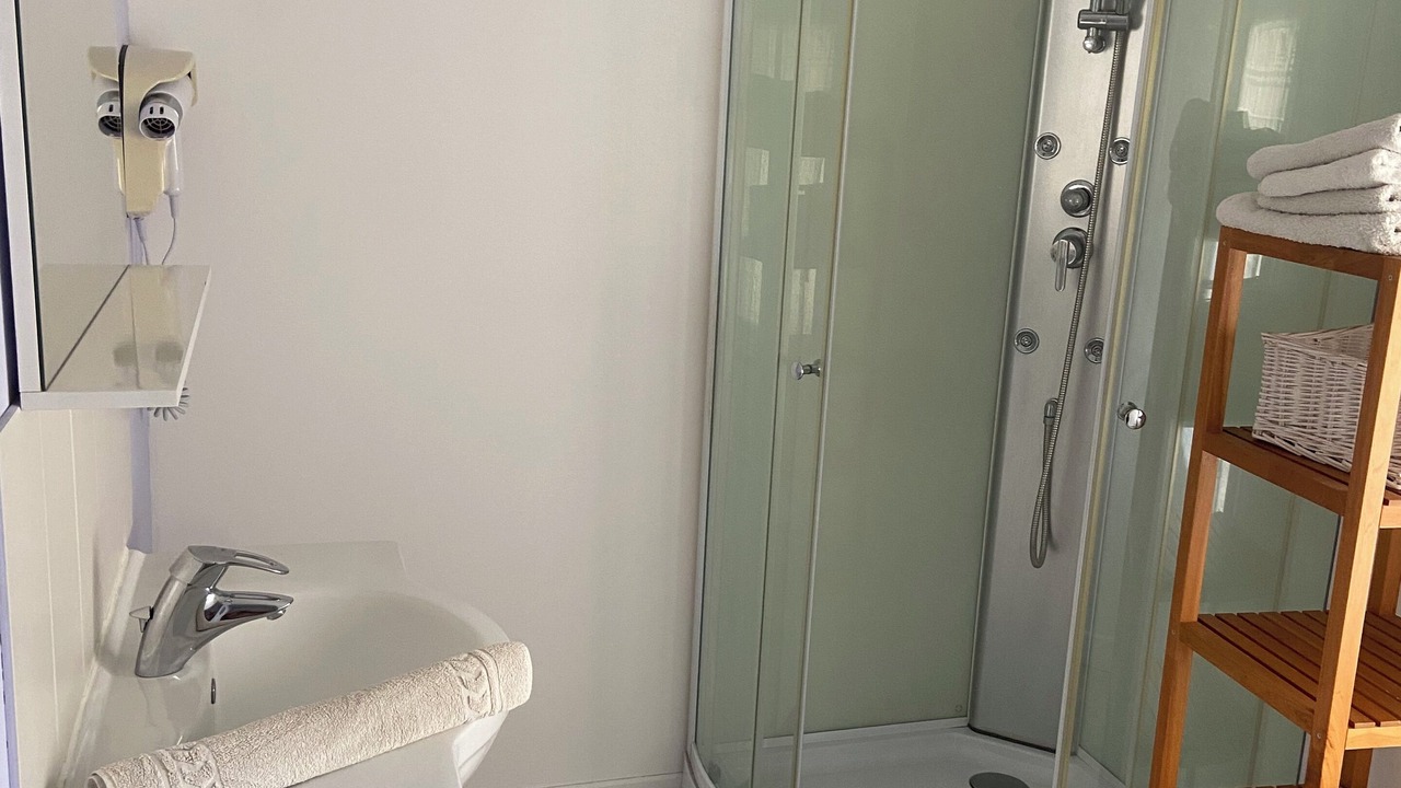 Photo of Bathroom in Laroque