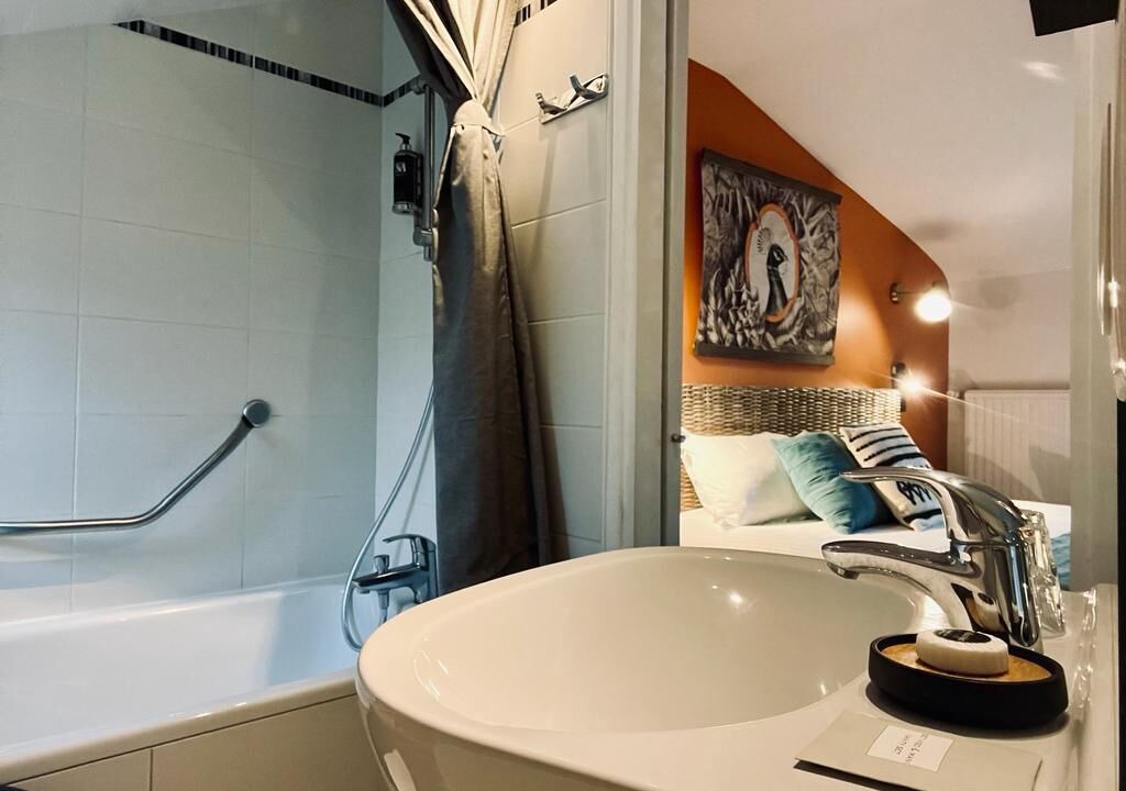 Photo of Bathroom in Deauville City Centre