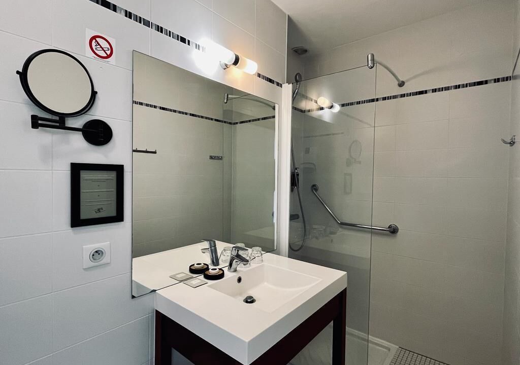 Photo of Bedroom in Deauville City Centre