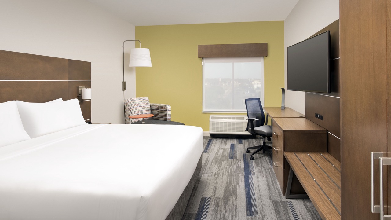 Photo of Bedroom in North San Antonio - SAT