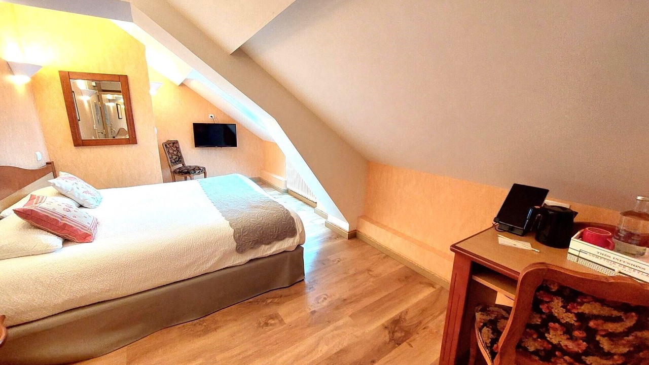 Photo of Bedroom in Celles-sur-Plaine