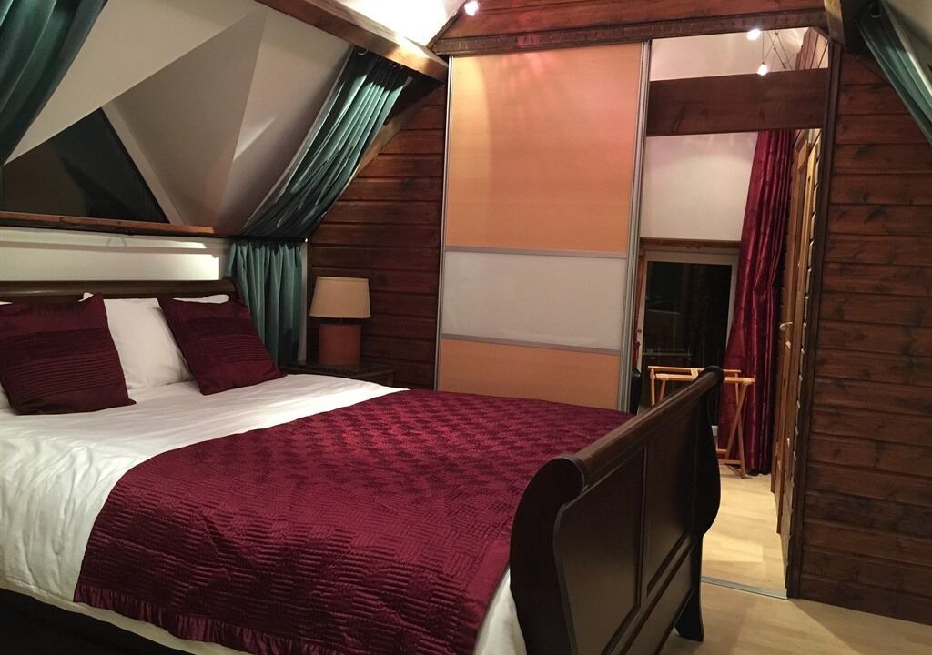 Photo of Bedroom in Winterbourne