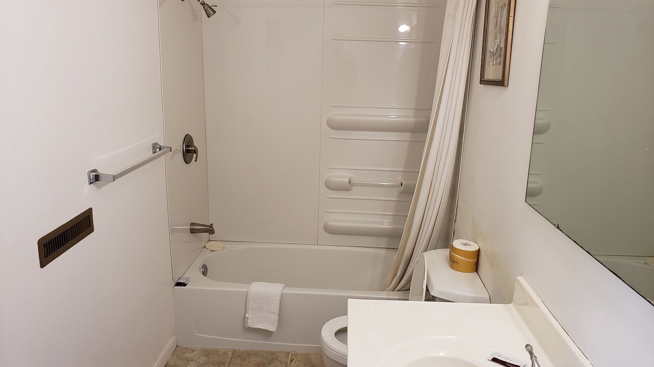 Photo of Bathroom in Marion
