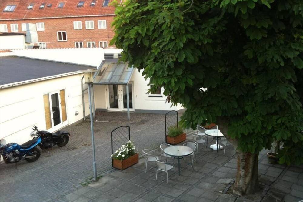 Photo of Patio Balcony in Ronne